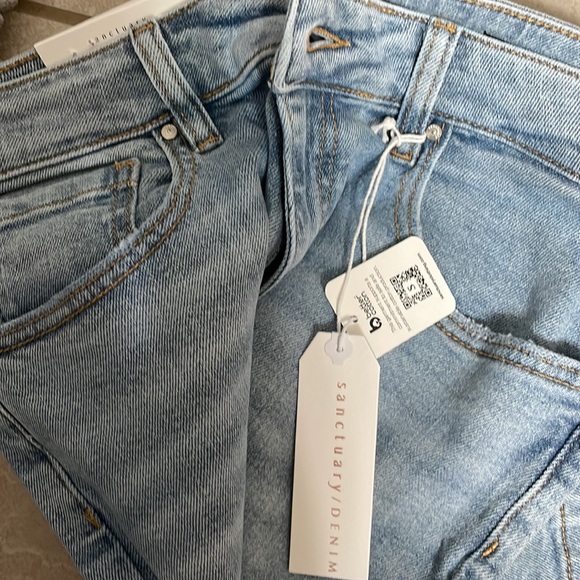 Sanctuary high rise straight leg “90s jean” - Picture 9 of 10